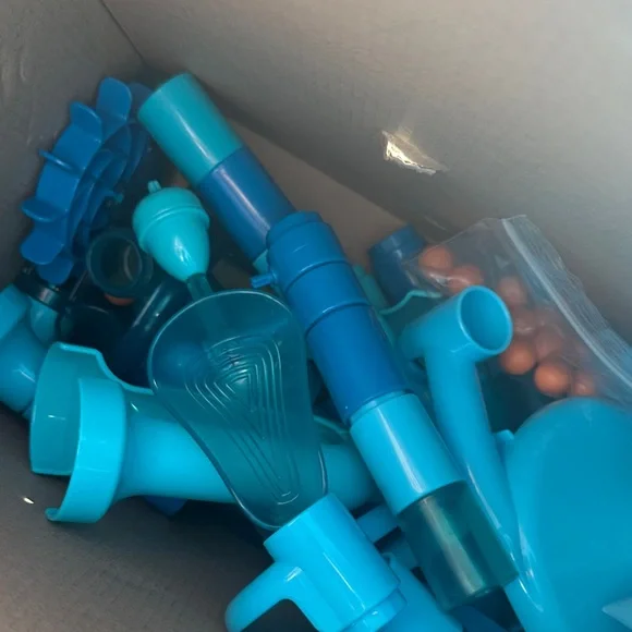 Aqua Maze Marble Run Twist - Vibrant Blue - Picture 8 of 8